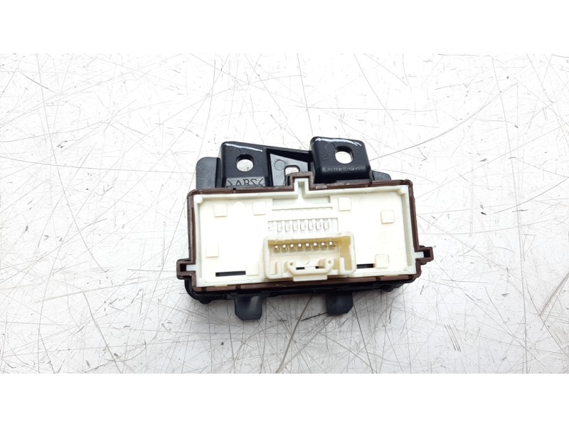 Recambio de interruptor para toyota auris hybrid active referencia OEM IAM 8497002090  