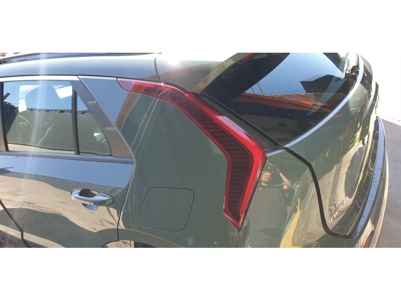 Recambio de piloto trasero izquierdo para kia niro referencia OEM IAM 92401AT000  