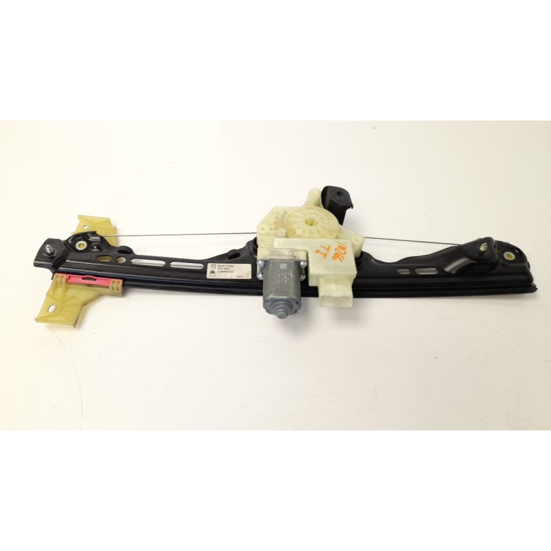 Recambio de elevalunas trasero izquierdo para citroen c4 grand picasso live edition referencia OEM IAM 9676172480 106075618 