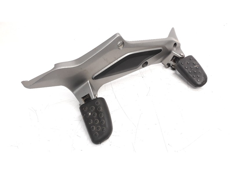Recambio de estribo para bmw k 1600 gt/gtl referencia OEM IAM 46718389348 46712330764 