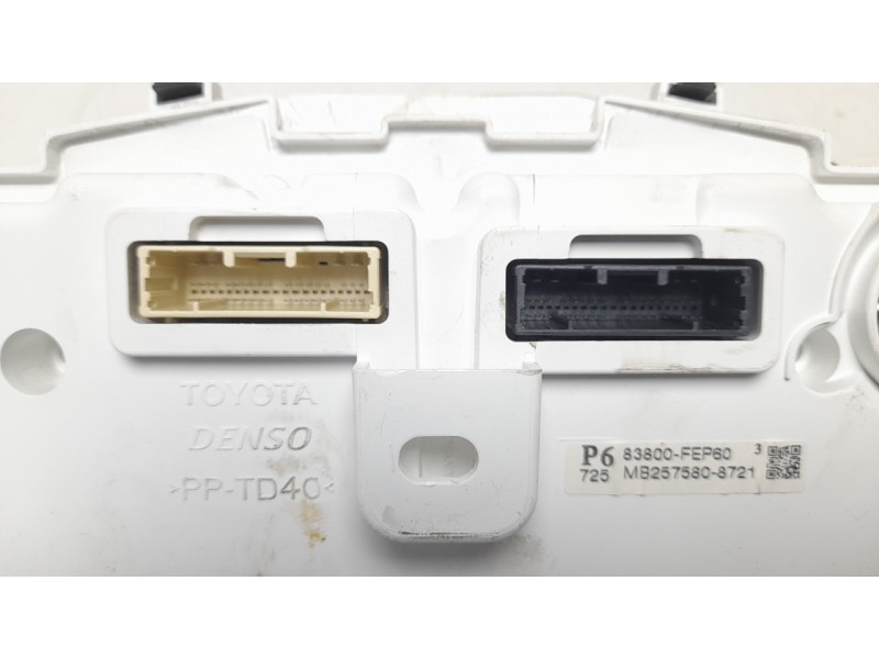 Recambio de cuadro instrumentos para toyota corolla (e21) referencia OEM IAM 83800FEP60 MB2575808721 