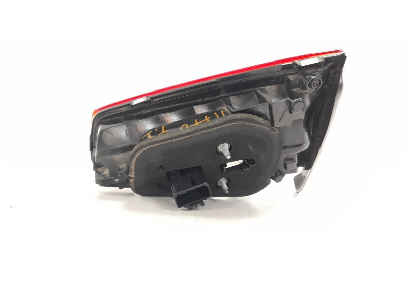 Recambio de piloto trasero izquierdo interior para volkswagen passat variant (cb5) r-line referencia OEM IAM 3G9945093H  