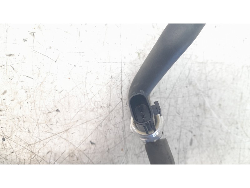 Recambio de tubos aire acondicionado para mazda 3 sedán (bp) referencia OEM IAM GHT66146X  