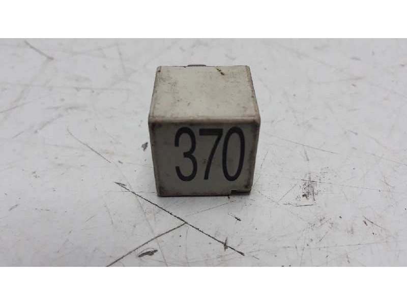 Recambio de rele para audi a4 berlina (b5) referencia OEM IAM 6D0951253 V23134J52X300 370