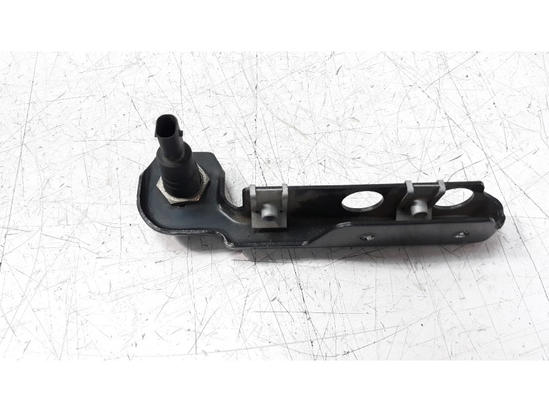 Recambio de moldura para bmw f 800 r f 800 r referencia OEM IAM 7690871R  