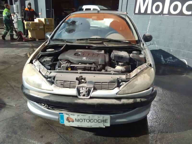 peugeot 206 berlina del año 1998