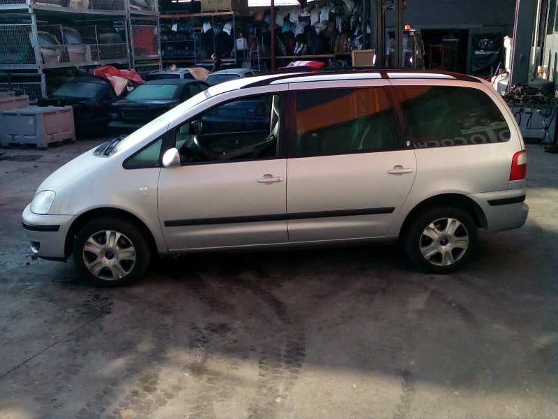 ford galaxy (vy) del año 2003
