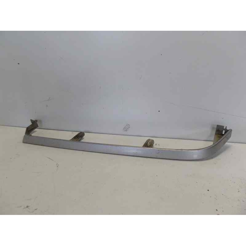 Recambio de molduras delanteras para citroen xantia berlina 2.0 hdi 90/110 attraction referencia OEM IAM   