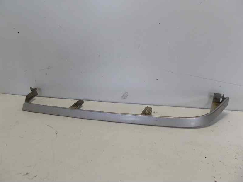 Recambio de molduras delanteras para citroen xantia berlina 2.0 hdi 90/110 attraction referencia OEM IAM   