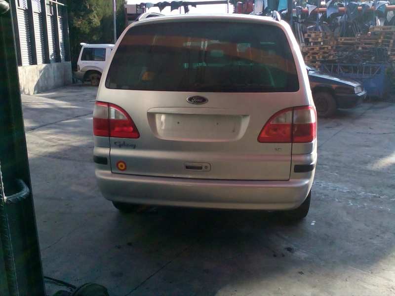 ford galaxy (vy) del año 2003