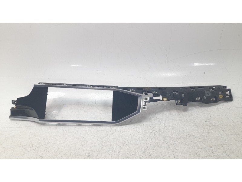 Recambio de moldura para audi q3 (f3b) referencia OEM IAM 83B853190  