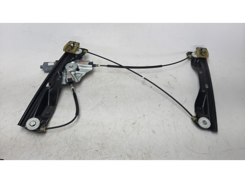 Recambio de elevalunas delantero izquierdo para opel astra j gtc 1.6 cdti dpf referencia OEM IAM 915367104 106165917 