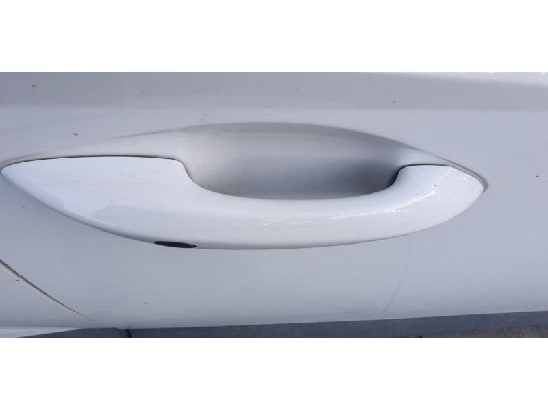 Recambio de maneta exterior delantera derecha para hyundai tucson referencia OEM IAM 82661N7110  