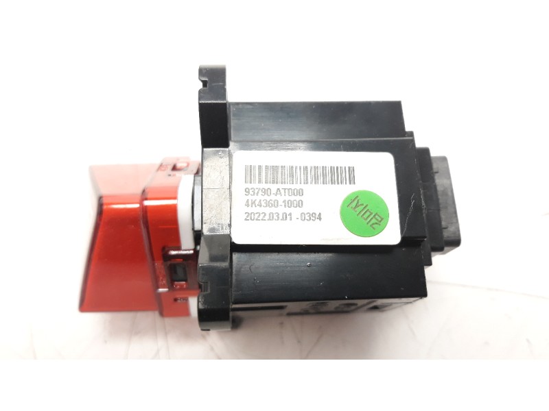 Recambio de warning para kia niro referencia OEM IAM 93790AT000 4K43601000 