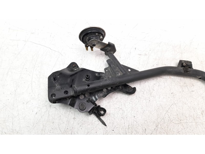 Recambio de puntera delantera izquierda de paragolpes para yamaha tenere 700 referencia OEM IAM BW3211020000  