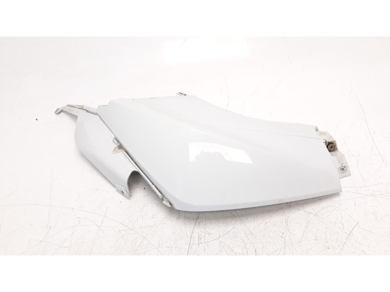 Recambio de moldura para bmw k 1600 gt/gtl referencia OEM IAM 46638568934 8568942 46638557446