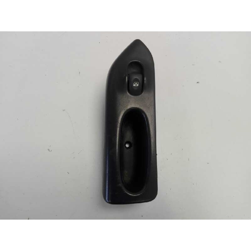 Recambio de mando elevalunas trasero derecho para renault laguna (b56) 1.9 dti rxe referencia OEM IAM   