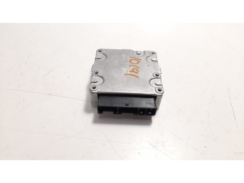 Recambio de modulo electronico para toyota yaris hsd active referencia OEM IAM 896500D334  