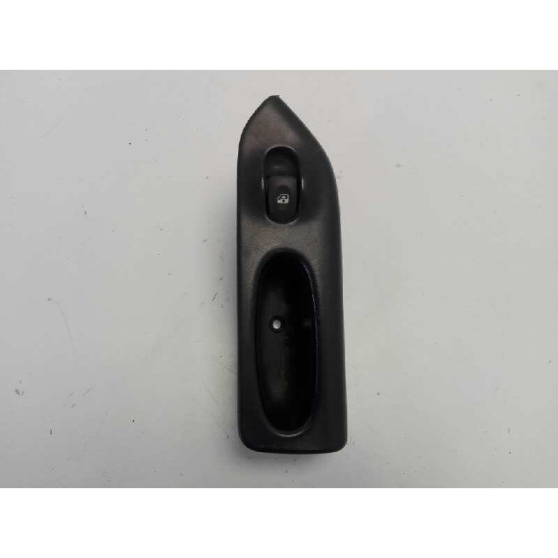 Recambio de mando elevalunas trasero izquierdo para renault laguna (b56) 1.9 dti rxe referencia OEM IAM   