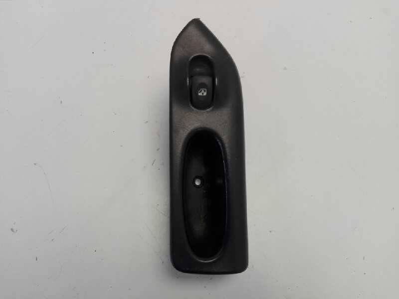 Recambio de mando elevalunas trasero izquierdo para renault laguna (b56) 1.9 dti rxe referencia OEM IAM   
