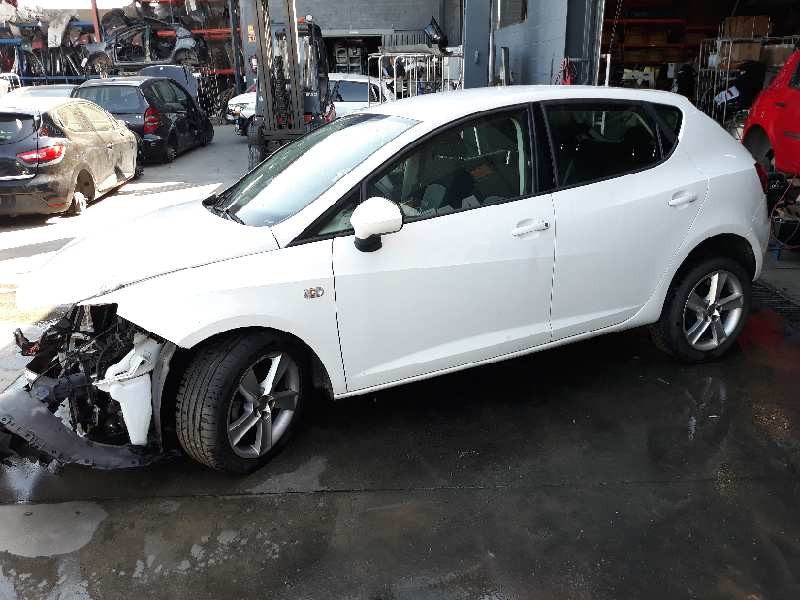 seat ibiza (6j5) del año 2012