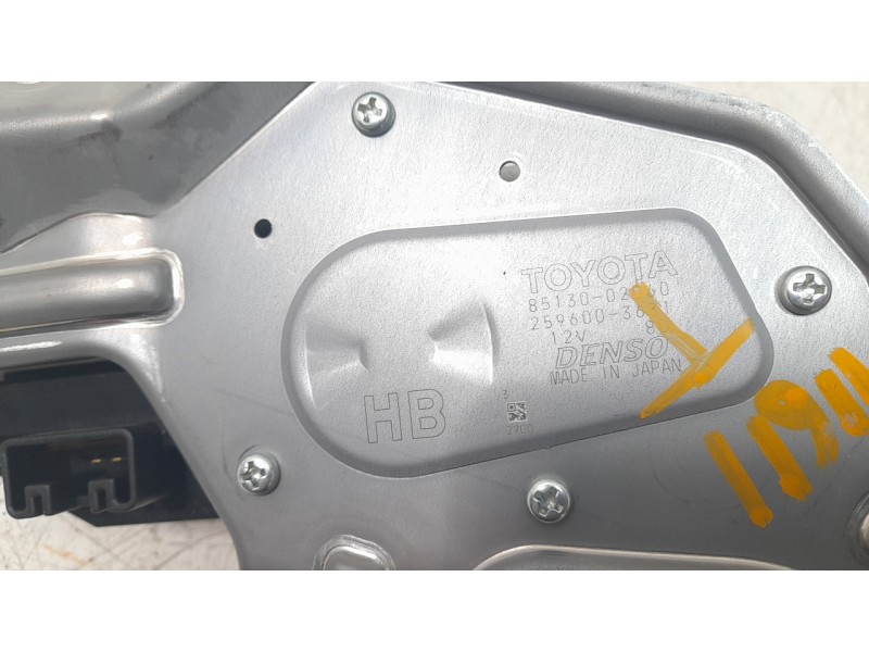 Recambio de motor limpia trasero para toyota corolla (e21) referencia OEM IAM 8513002060  