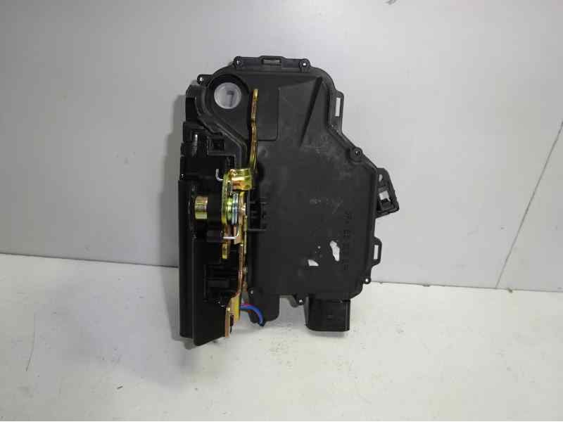 Recambio de cerradura puerta delantera derecha para volkswagen golf iv berlina (1j1) referencia OEM IAM 3B1837016AD EZCVW002 CRD