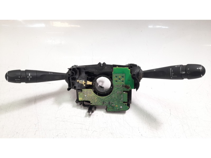 Recambio de mando multifuncion para peugeot 5008 1.5 blue-hdi fap referencia OEM IAM 98262591ZD  