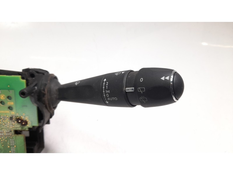 Recambio de mando multifuncion para peugeot 5008 1.5 blue-hdi fap referencia OEM IAM 98262591ZD  