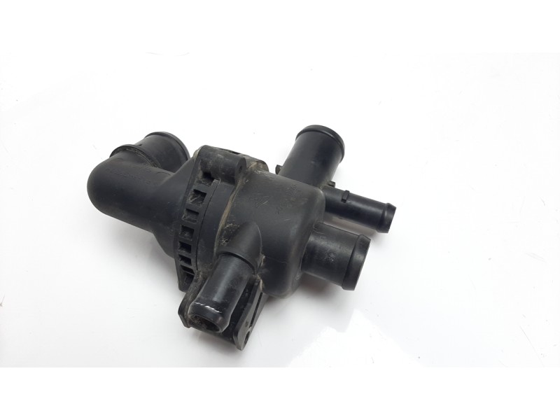 Recambio de termostato para jaguar xf 3.0 v6 diesel s premium luxury referencia OEM IAM 9X238A586AD  