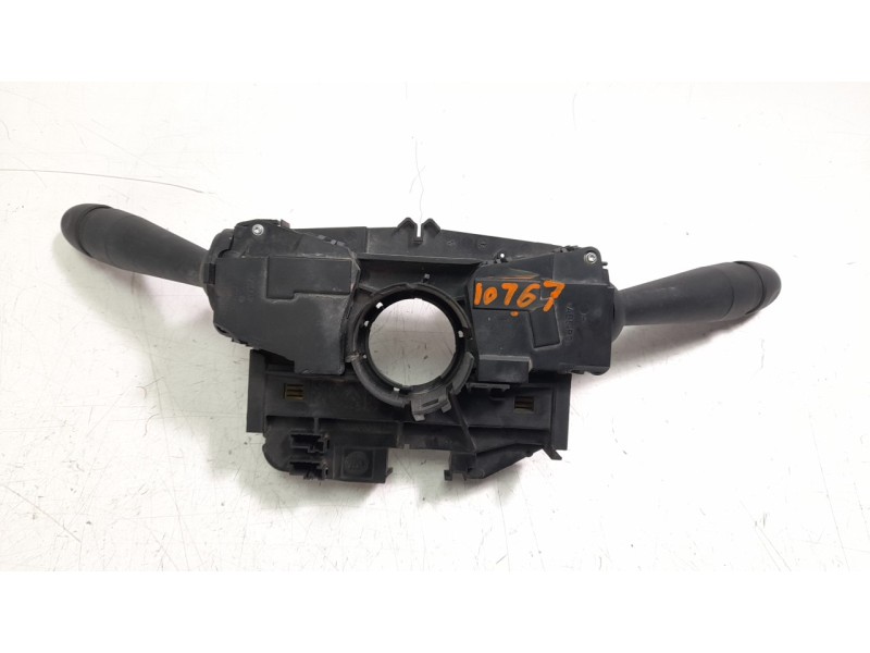 Recambio de mando multifuncion para peugeot 5008 1.5 blue-hdi fap referencia OEM IAM 98262591ZD  