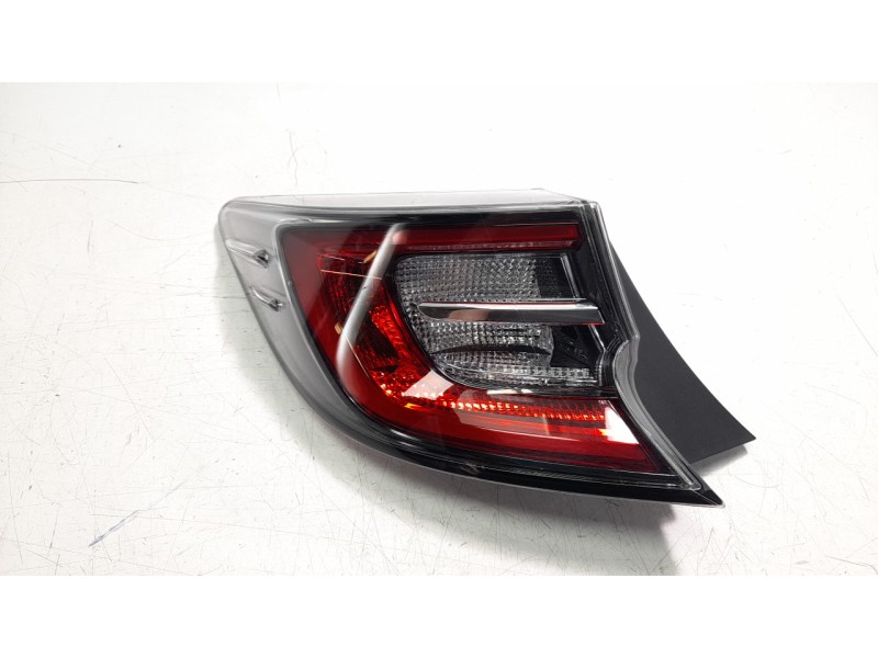 Recambio de piloto trasero izquierdo para toyota corolla (e21) referencia OEM IAM V350010L  