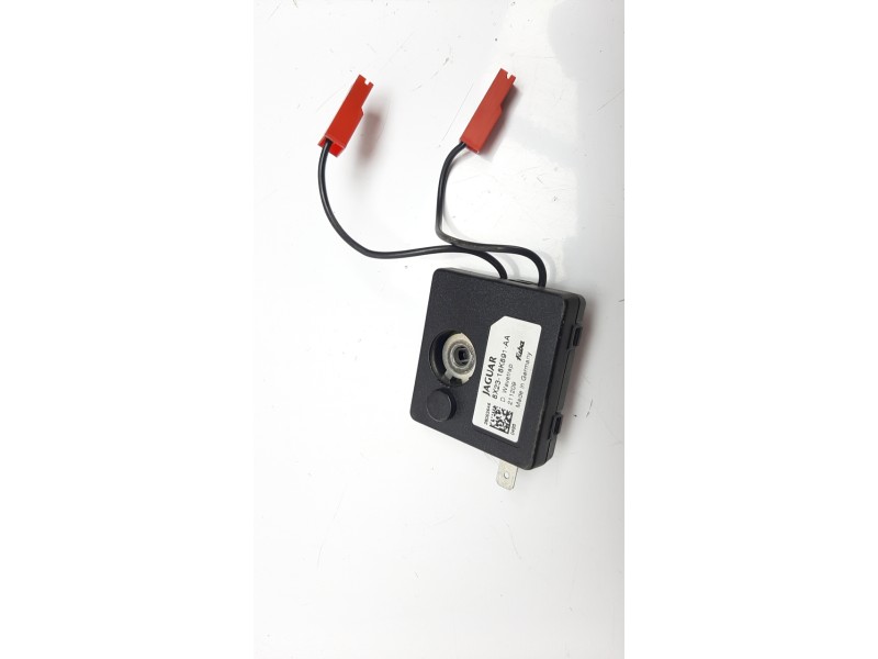 Recambio de antena para jaguar xf 3.0 v6 diesel s premium luxury referencia OEM IAM 8X2318K891AA  