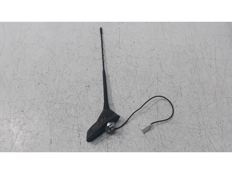 Recambio de antena para peugeot 2008 (--.2013) 1.6 blue-hdi fap referencia OEM IAM 9674768980  