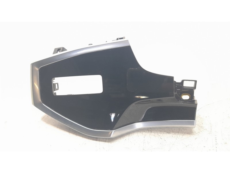 Recambio de moldura para audi q3 (f3b) referencia OEM IAM 83B853189A  
