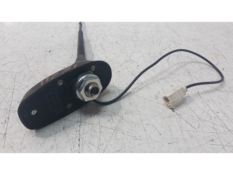 Recambio de antena para peugeot 2008 (--.2013) 1.6 blue-hdi fap referencia OEM IAM 9674768980  