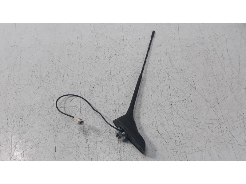 Recambio de antena para peugeot 2008 (--.2013) 1.6 blue-hdi fap referencia OEM IAM 9674768980  