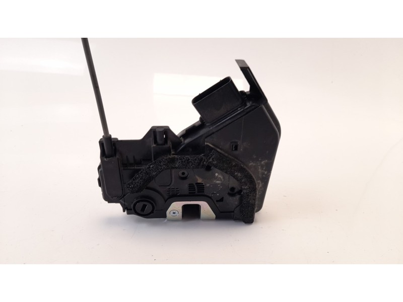 Recambio de cerradura puerta trasera derecha para kia rio (yb) 1.0 tgdi cat referencia OEM IAM 81420H8010  