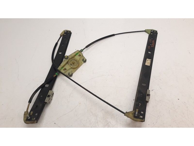 Recambio de elevalunas delantero derecho para audi q7 (4l) 3.0 v6 24v tdi referencia OEM IAM 4L0837462A 106023313 113676
