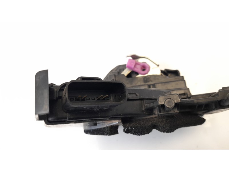 Recambio de cerradura puerta trasera izquierda para kia rio (yb) 1.0 tgdi cat referencia OEM IAM 81410H8010  