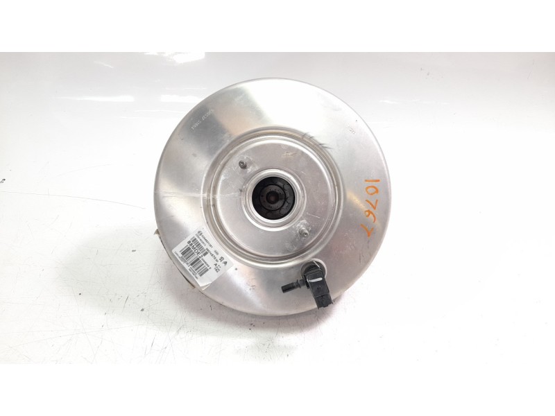 Recambio de servofreno para peugeot 5008 1.5 blue-hdi fap referencia OEM IAM 9820605480  