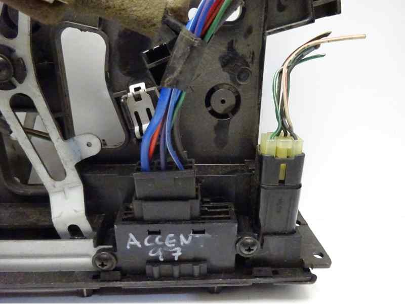Recambio de mando calefaccion / aire acondicionado para hyundai accent (x3) referencia OEM IAM   