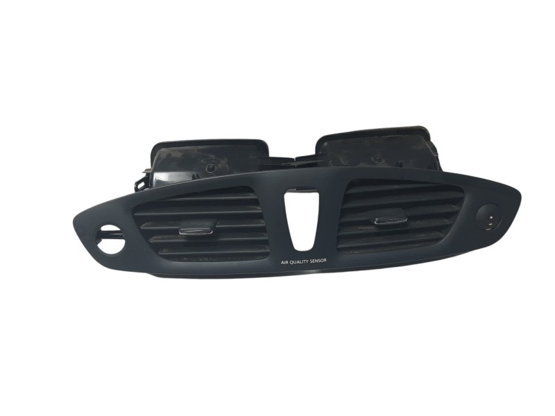 Recambio de aireador central para renault scenic iii expression referencia OEM IAM 682600031R  