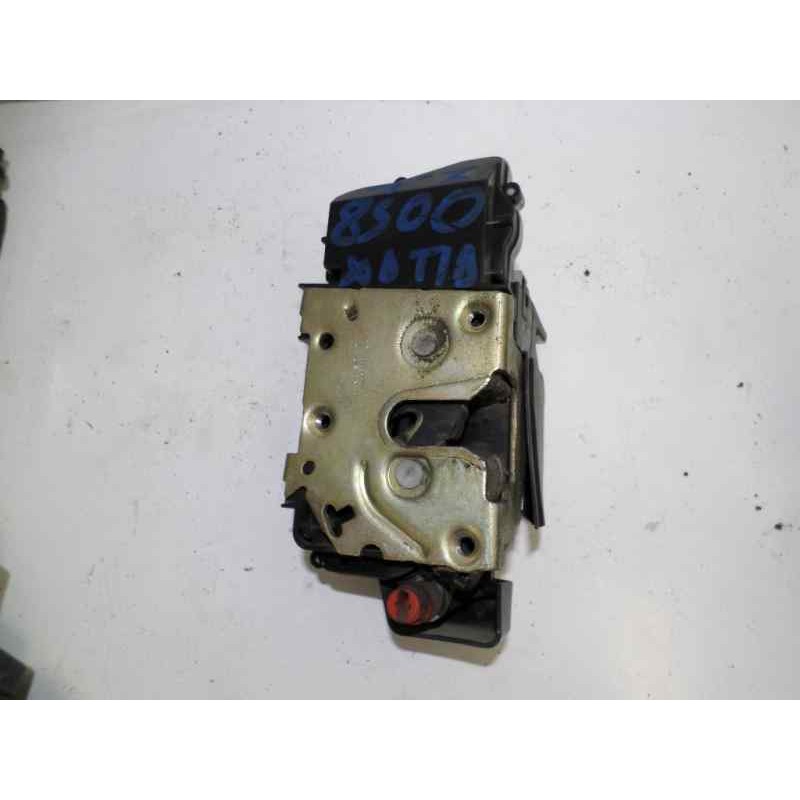 Recambio de cerradura puerta trasera derecha para citroen xantia berlina 2.0 hdi 90/110 attraction referencia OEM IAM   