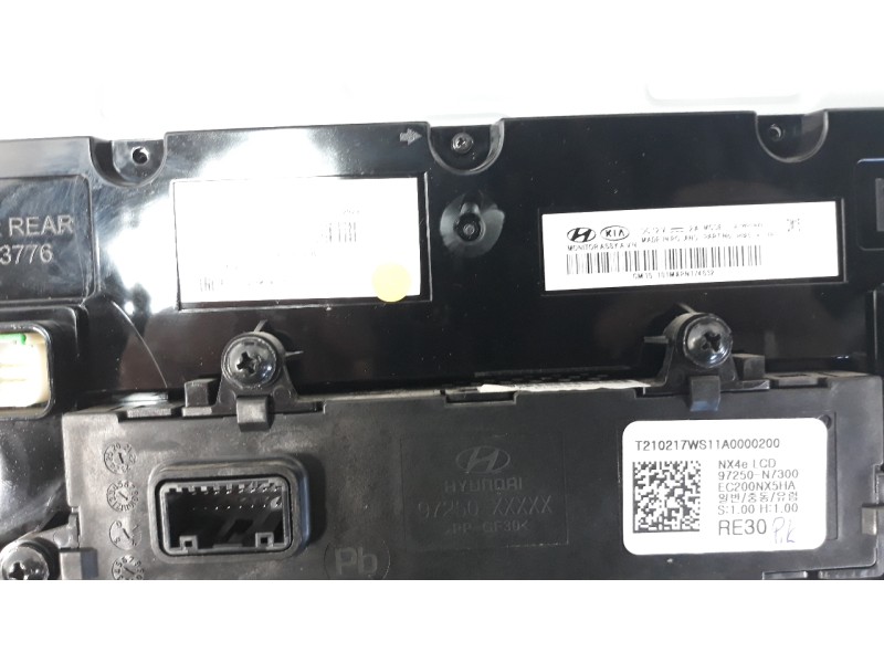 Recambio de sistema navegacion gps para hyundai tucson referencia OEM IAM 97250N7300  