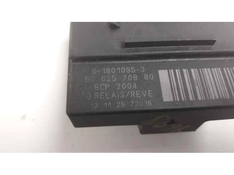 Recambio de rele para peugeot 5008 access referencia OEM IAM 9662570880  