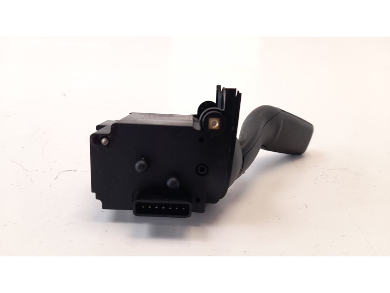 Recambio de mando volante para audi q7 (4l) 3.0 v6 24v tdi referencia OEM IAM 4E0953521B  