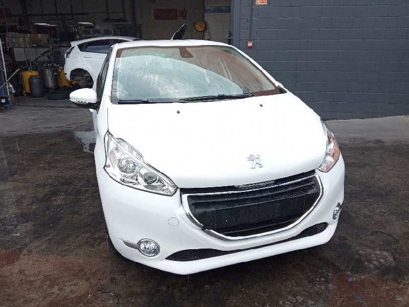 peugeot 208 del año 2014