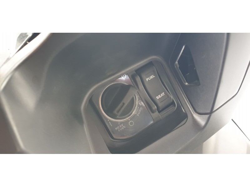 Recambio de conmutador de arranque para honda pcx 125 referencia OEM IAM 35100K1ZJ11  
