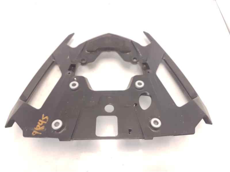 Recambio de portaequipajes para aprilia yb shiver 900 referencia OEM IAM 858074  